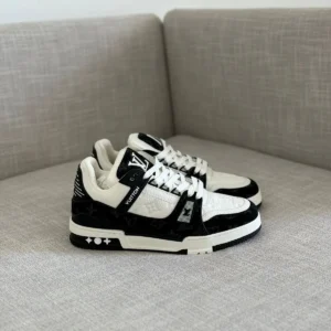 LV Trainer Preto OQ